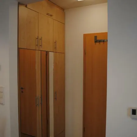 Pedetti Apartman * 巴拉顿菲赖德